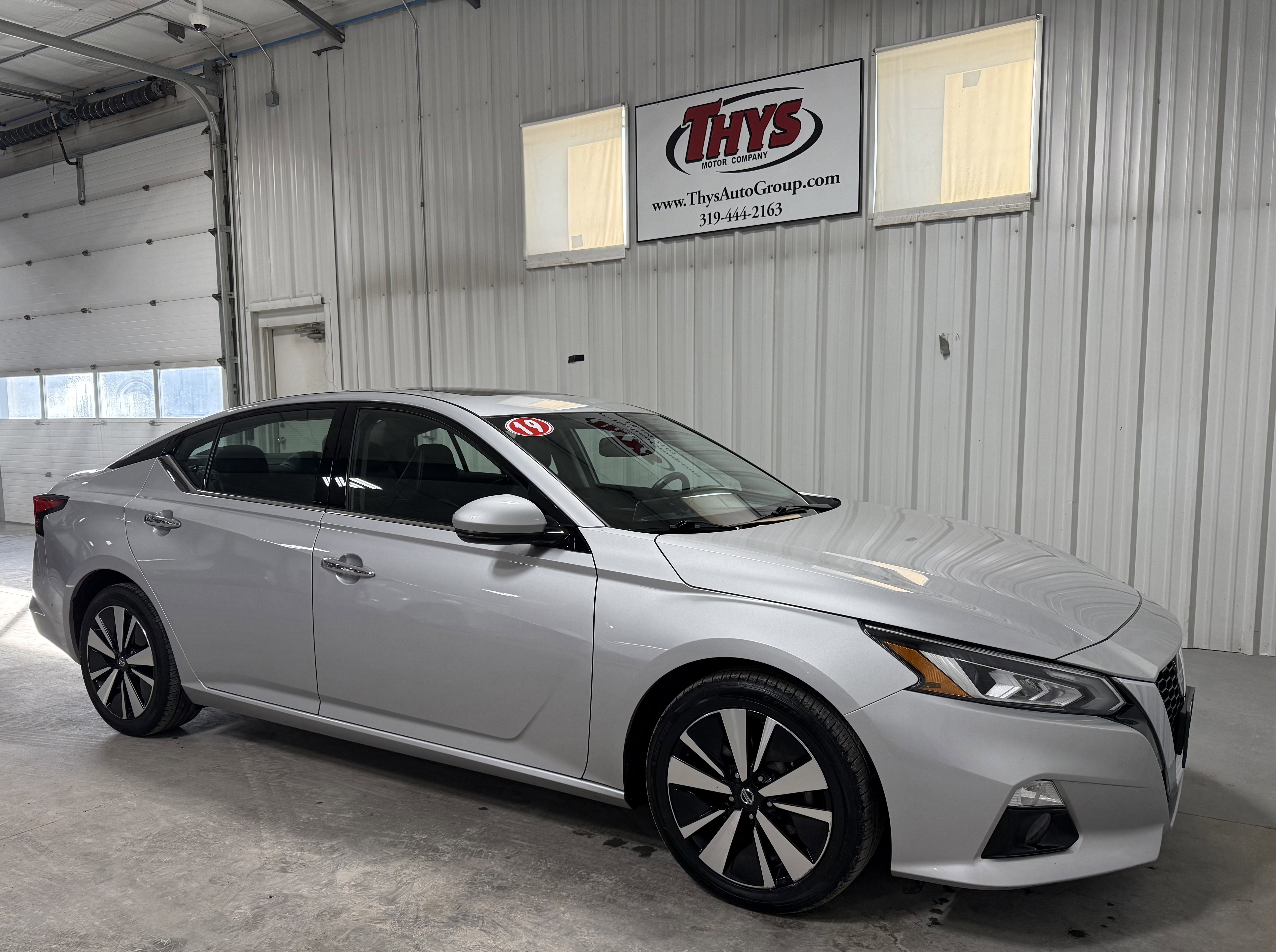 2019 Nissan Altima SL's photo