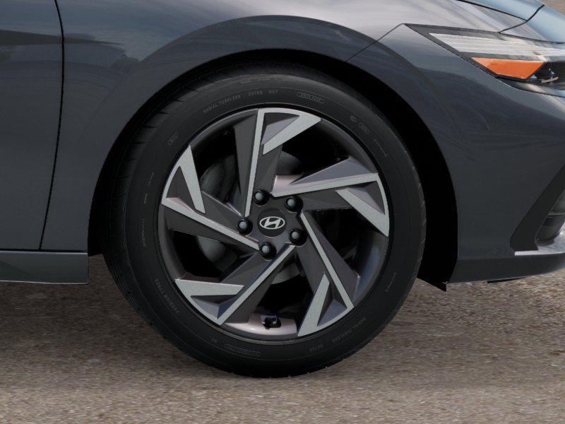 2025 Hyundai Elantra SEL Sport photo 7