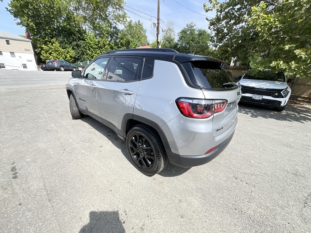 2022 Jeep Compass Altitude photo 4