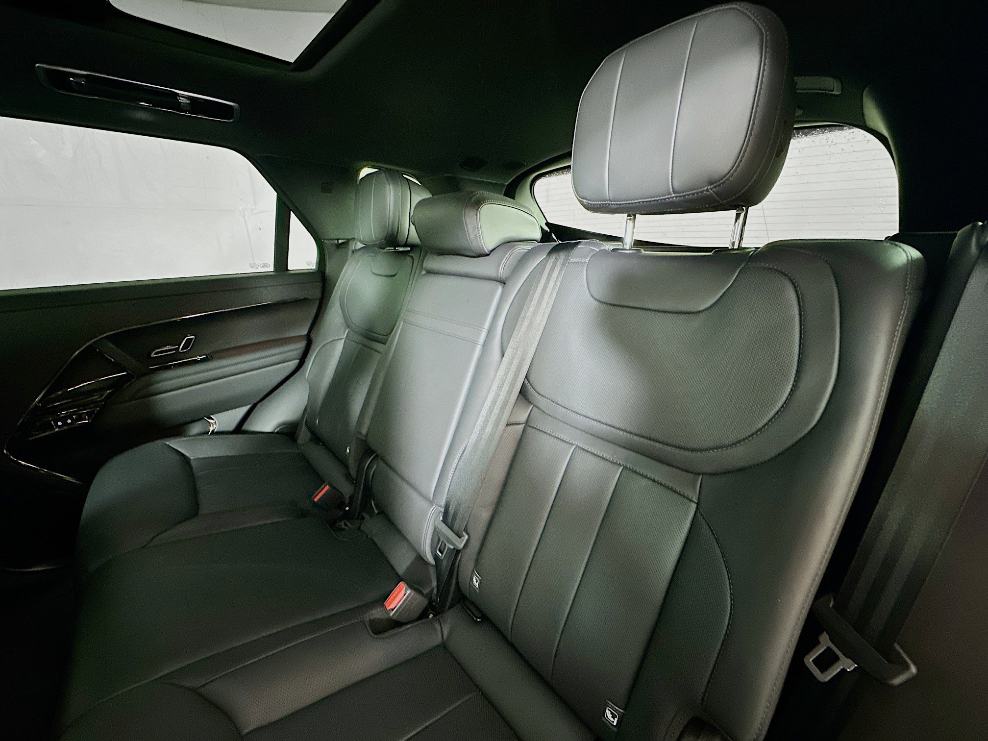 2024 Land Rover Range Rover Sport SE photo 19