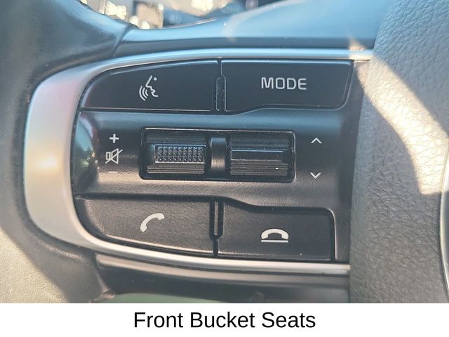 2021 Kia K5 GT-Line photo 22