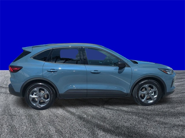 2025 Ford Escape ST-Line photo 2