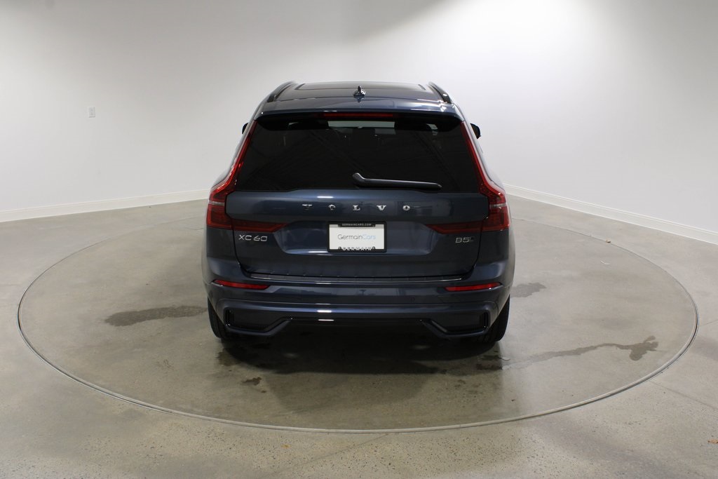 2026 Volvo XC60 B5 Plus photo 4
