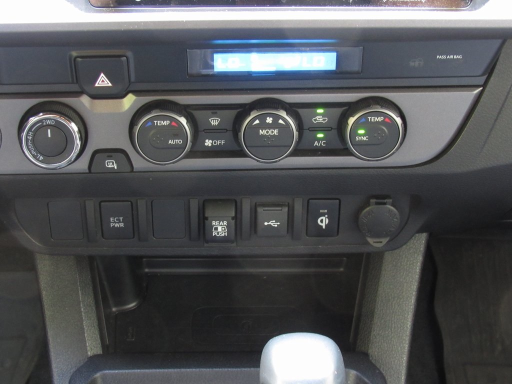 2023 Toyota Tacoma TRD Off-Road photo 30