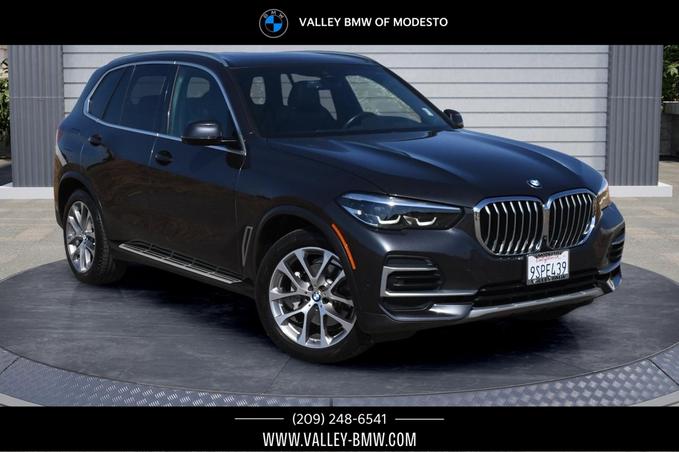 2023 BMW X5 40i's photo