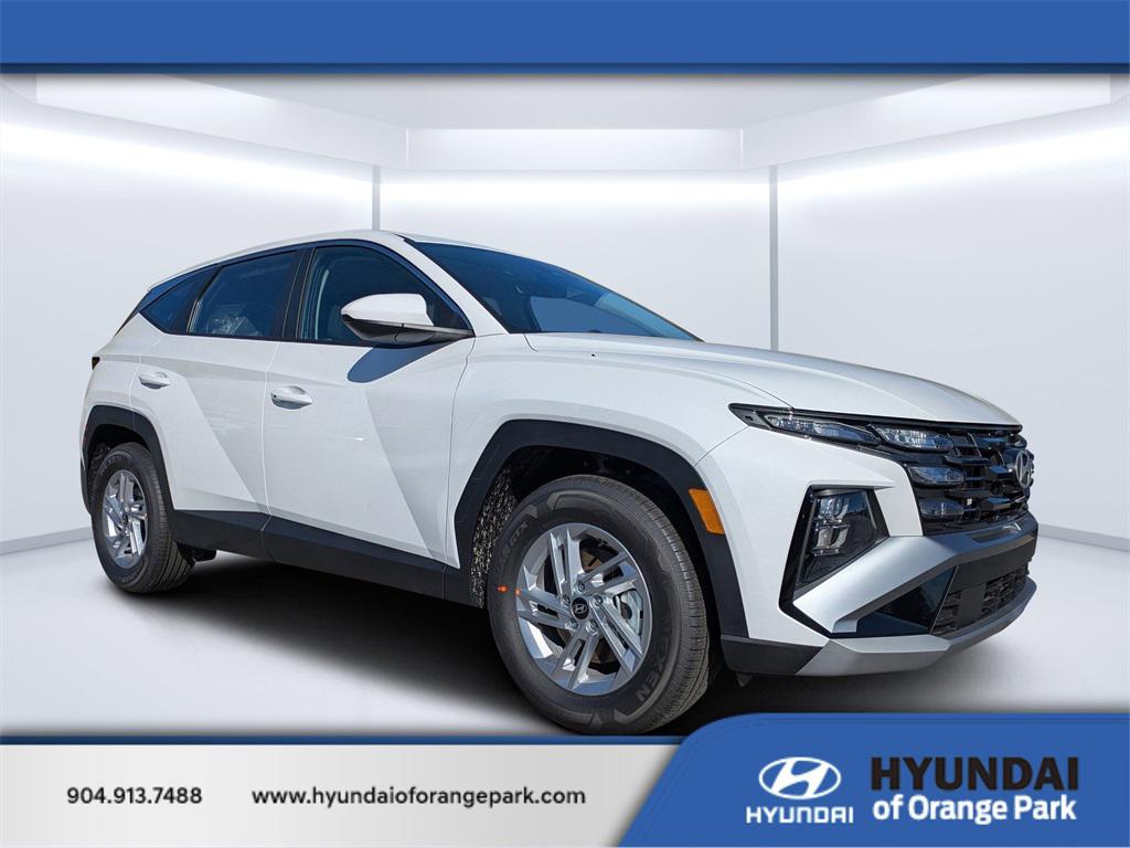 2026 Hyundai Tucson SE's photo