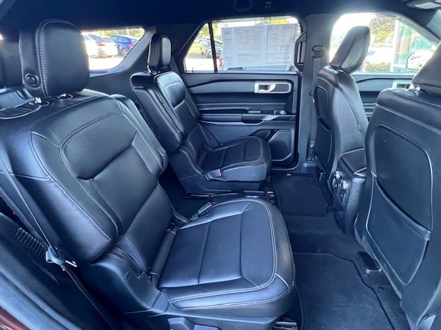 2020 Ford Explorer XLT photo 14