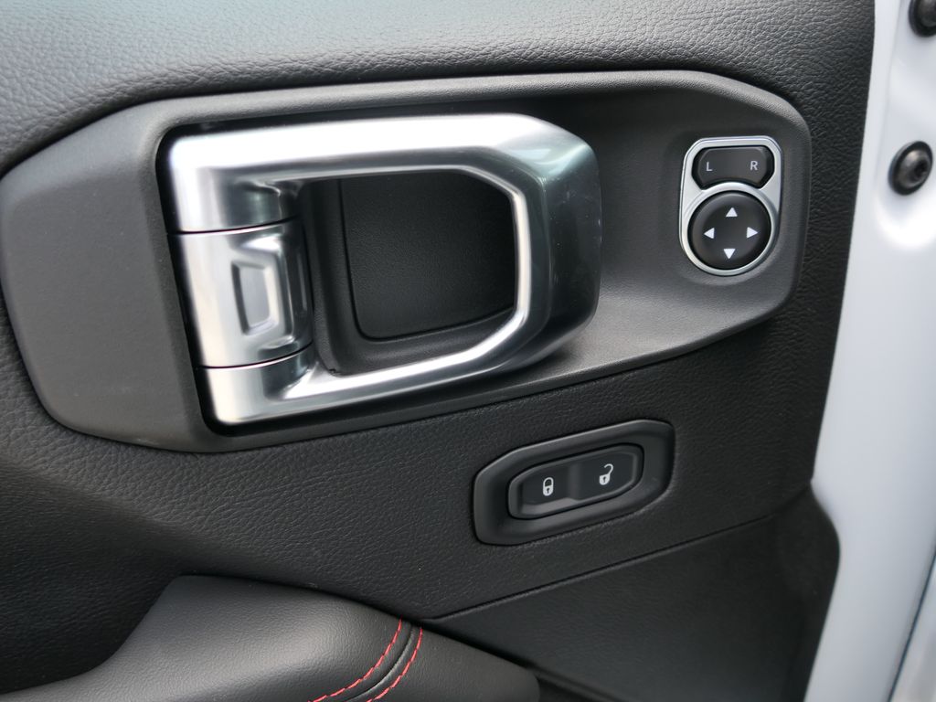 2025 Jeep Gladiator Rubicon photo 12