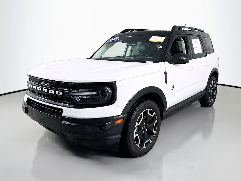 2022 Ford Bronco Sport Outer Banks photo 3