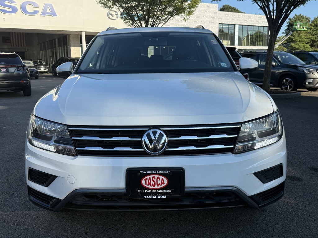2019 Volkswagen Tiguan SE photo 2