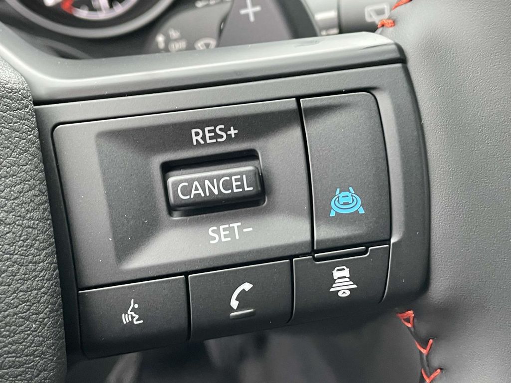 2026 Nissan Rogue SV photo 16