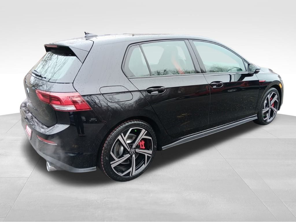 2024 Volkswagen Golf GTI SE photo 4