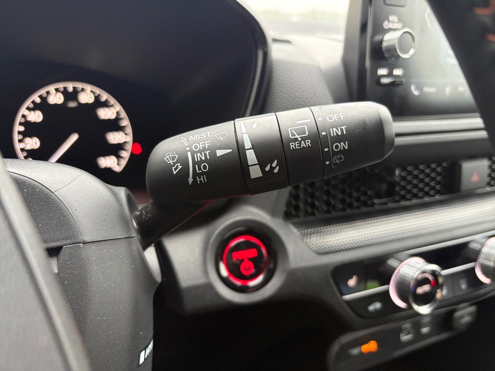 2025 Honda CR-V Hybrid Sport-L photo 18