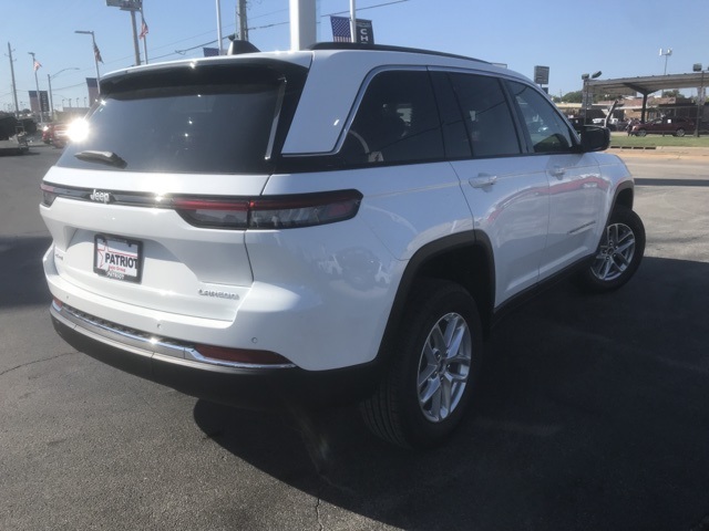 2025 Jeep Grand Cherokee Laredo X photo 4