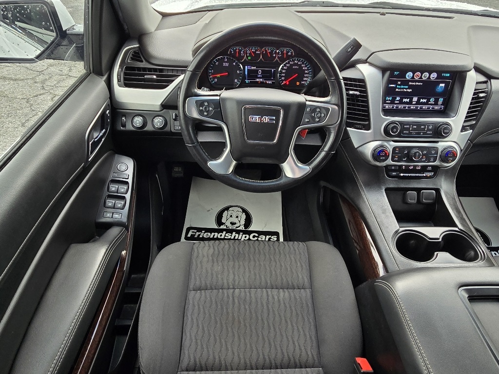 2019 Gmc Yukon SLE photo 3