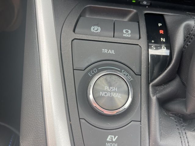 2023 Toyota RAV4 Hybrid XSE photo 20