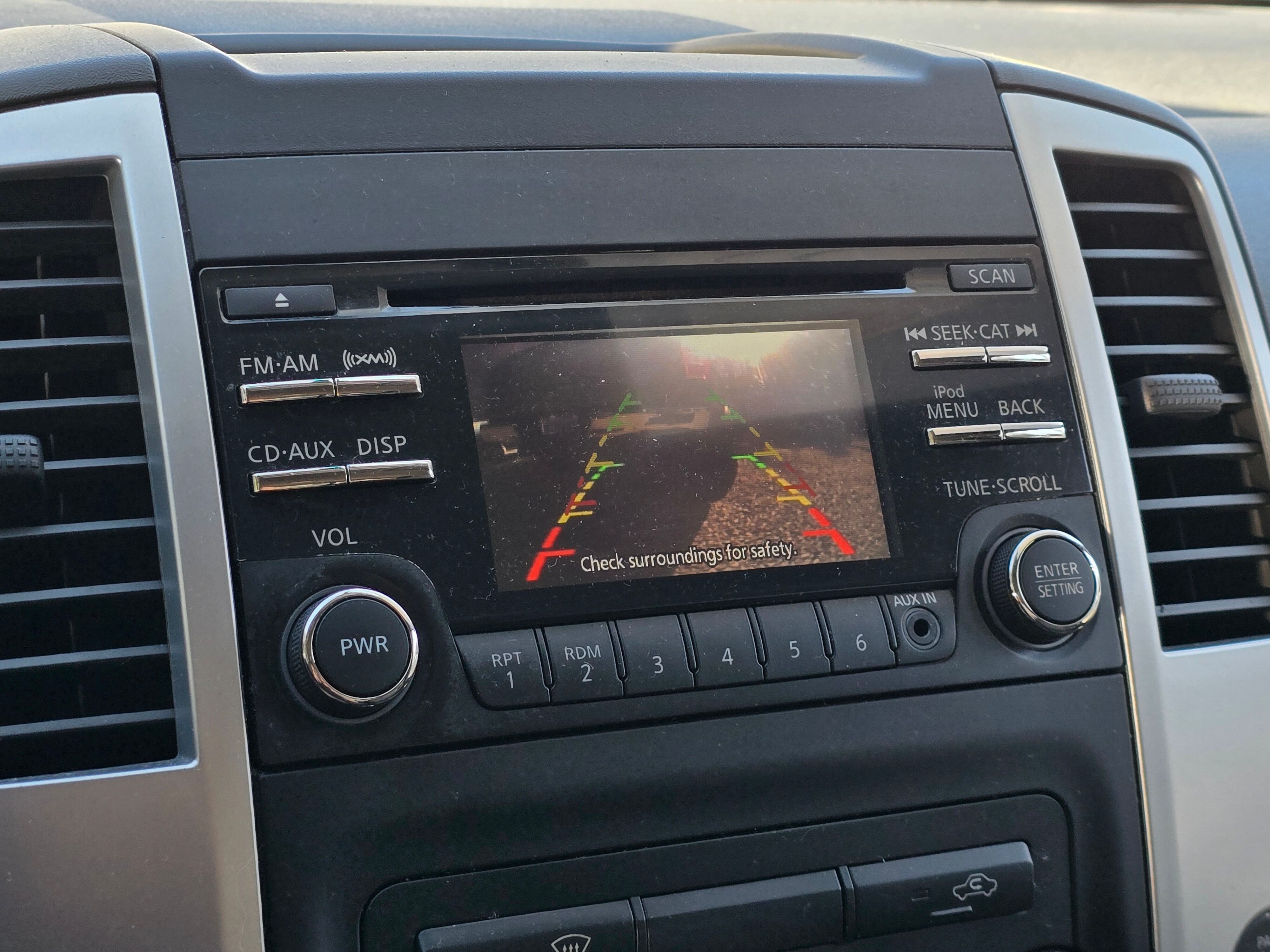 2013 Nissan Frontier Desert Runner photo 6