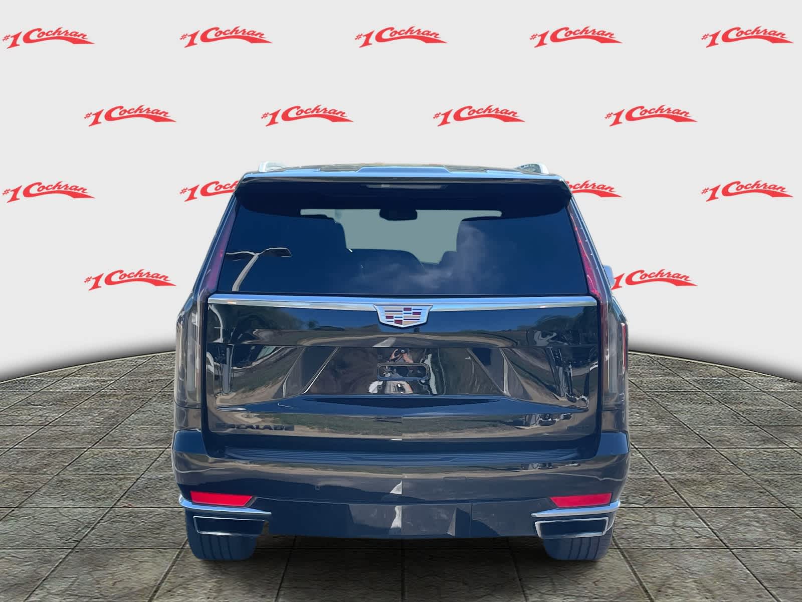 2023 Cadillac Escalade Luxury photo 4