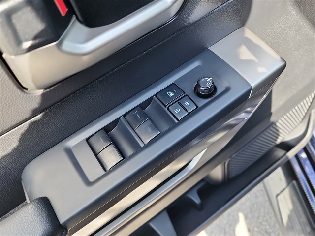 2022 Toyota Tundra SR5 photo 10