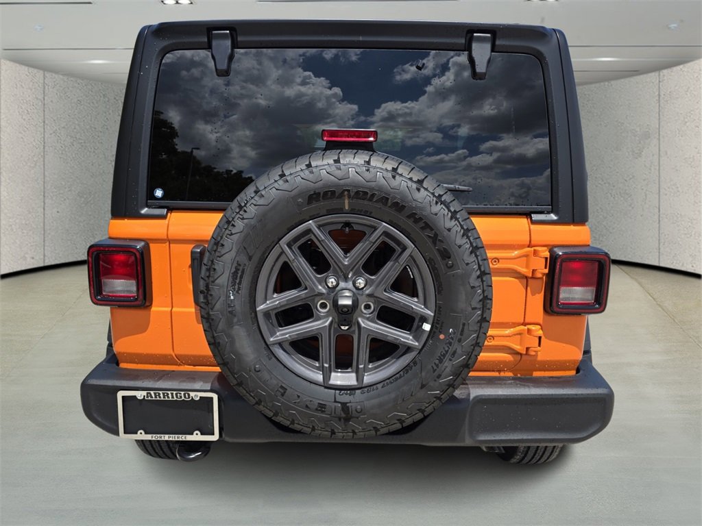 2025 Jeep Wrangler Sport S photo 4