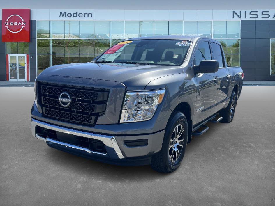 2024 Nissan Titan SV