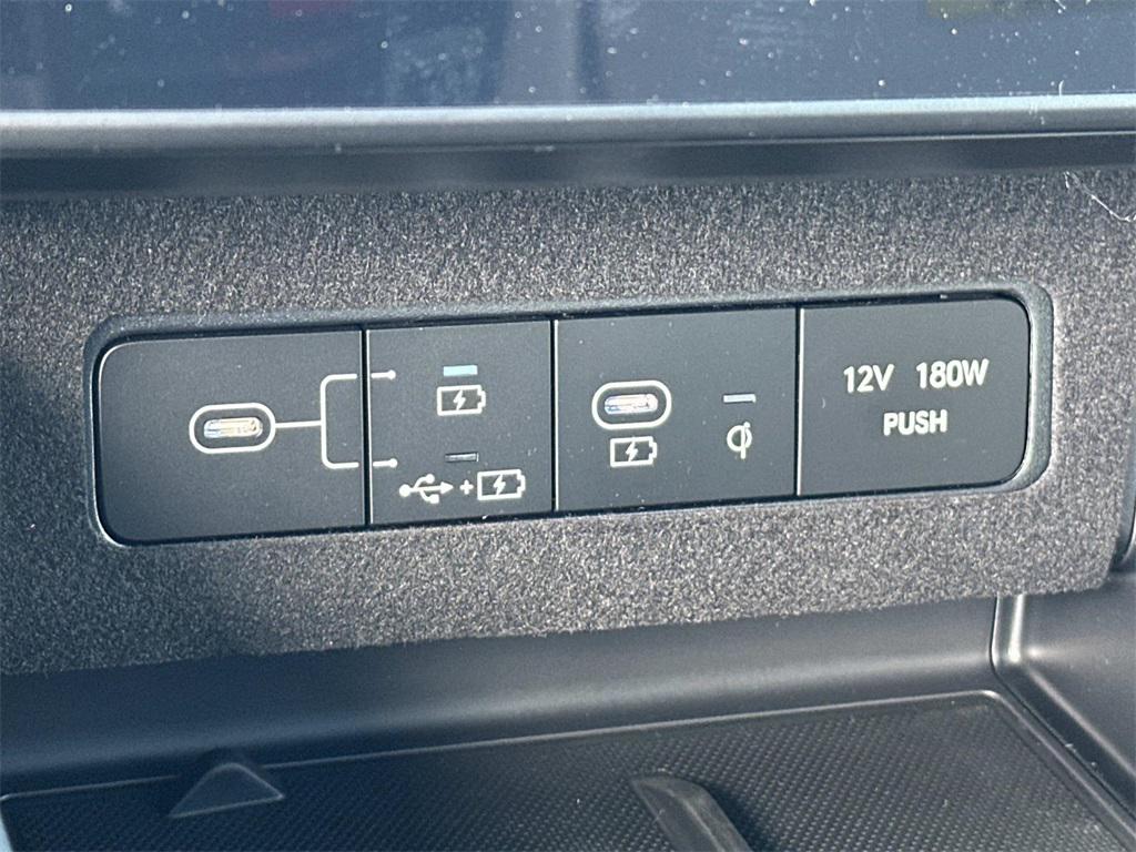 2025 Hyundai Sonata Hybrid Limited photo 23