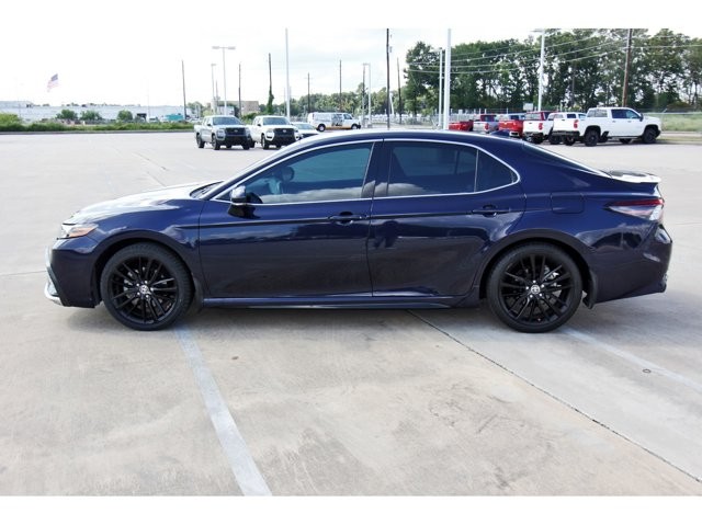 2022 Toyota Camry XSE photo 3