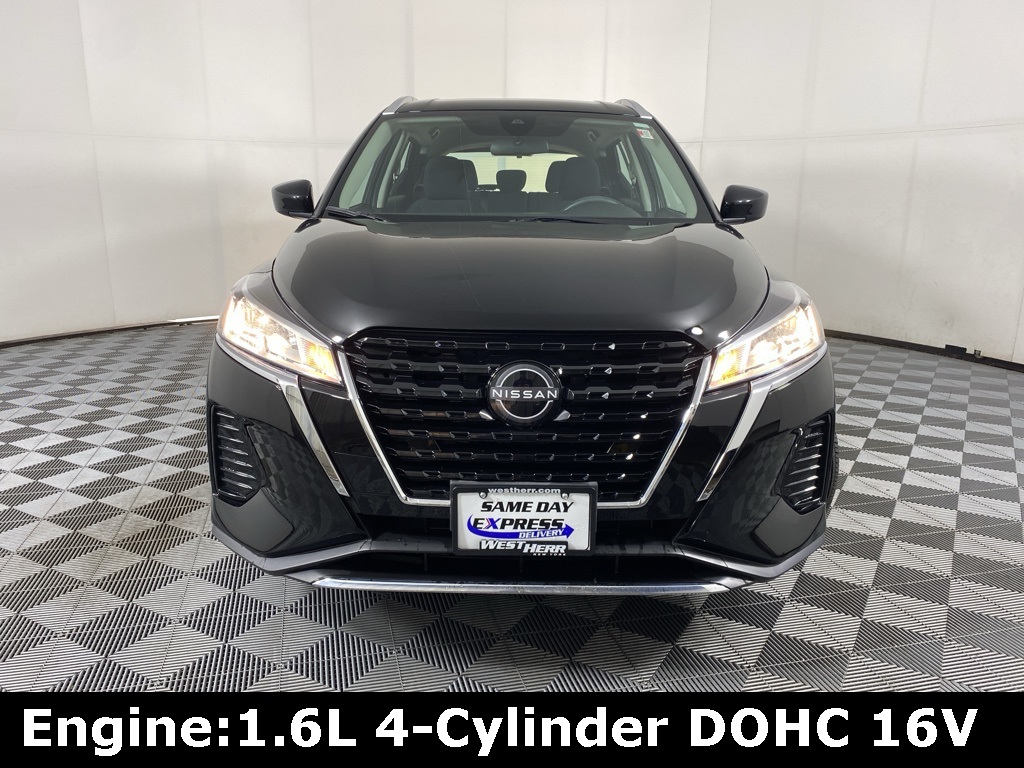 2023 Nissan Kicks SV photo 2