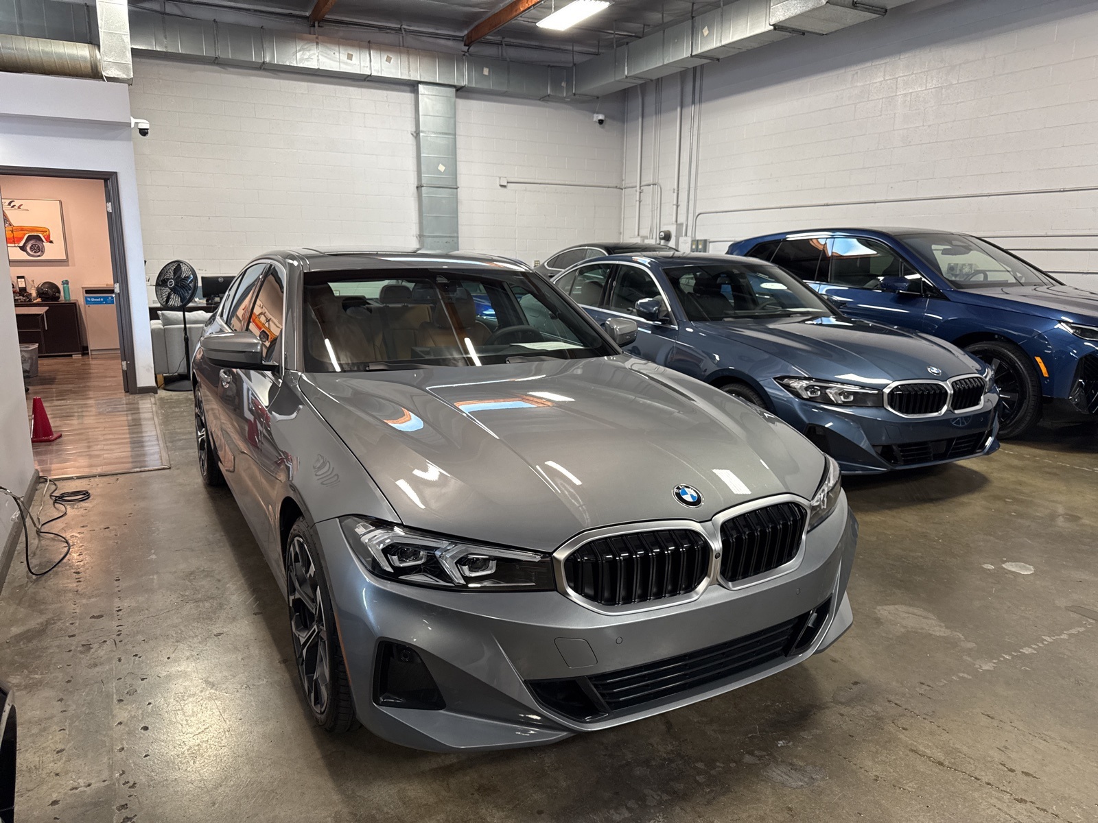 2025 Bmw 330i xDrive photo 3