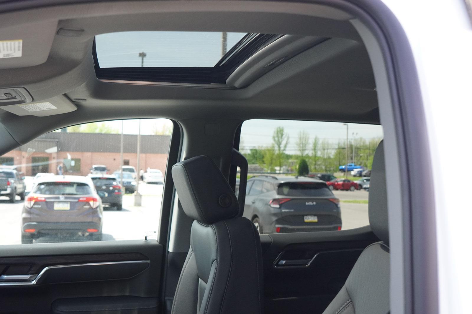 2025 Gmc Sierra 1500 SLT photo 26