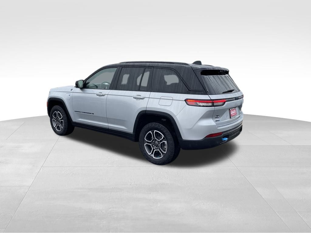 2024 Jeep Grand Cherokee Trailhawk 4xe photo 2