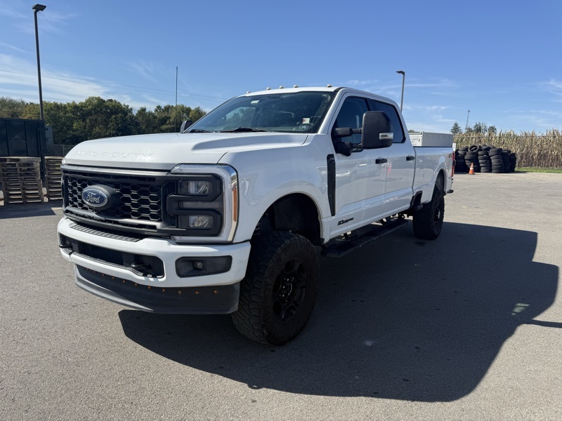 2023 Ford F-250 photo 3