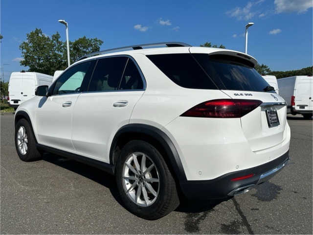 2024 Mercedes Benz GLE 350 4MATIC photo 3