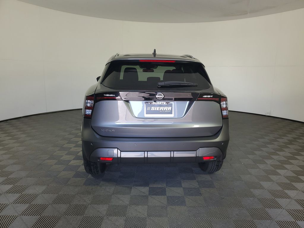 2026 Nissan Kicks SV photo 2