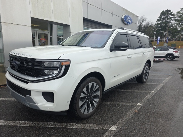 2025 Ford Expedition MAX Platinum photo 2