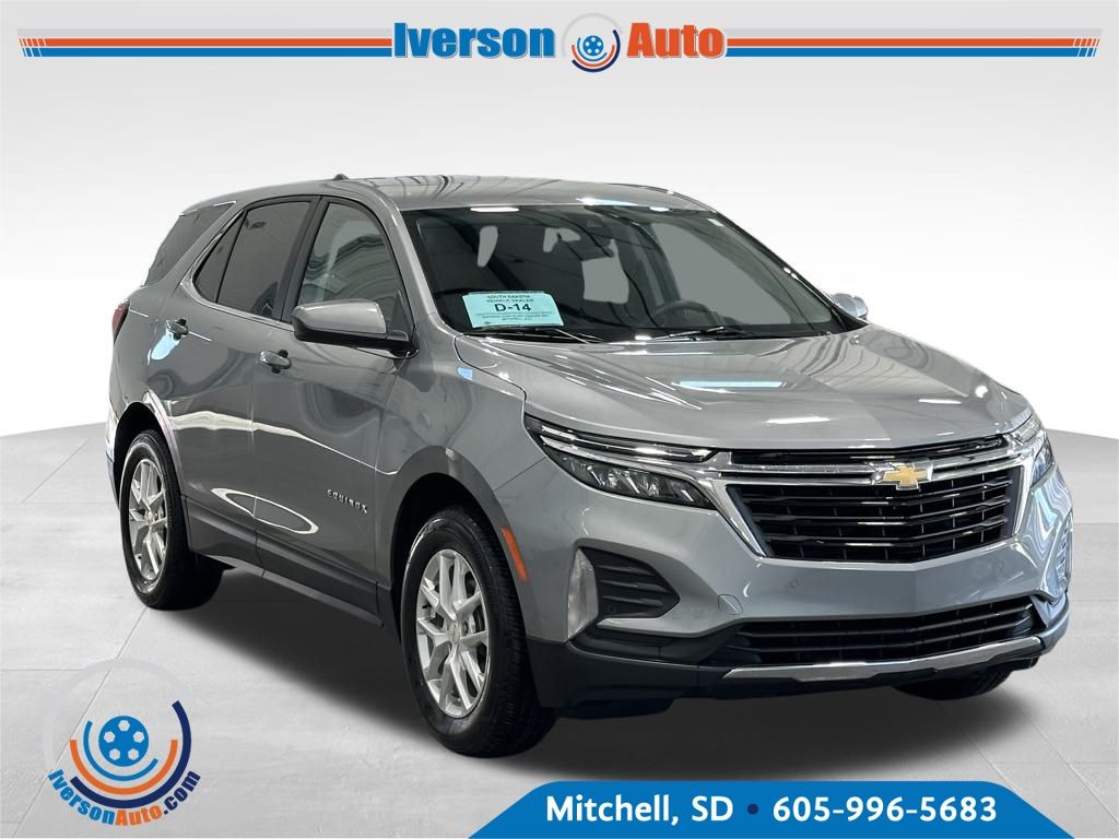 2024 Chevrolet Equinox LT's photo