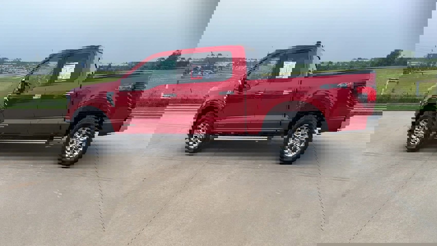 2024 Ford F-150 XLT photo 5