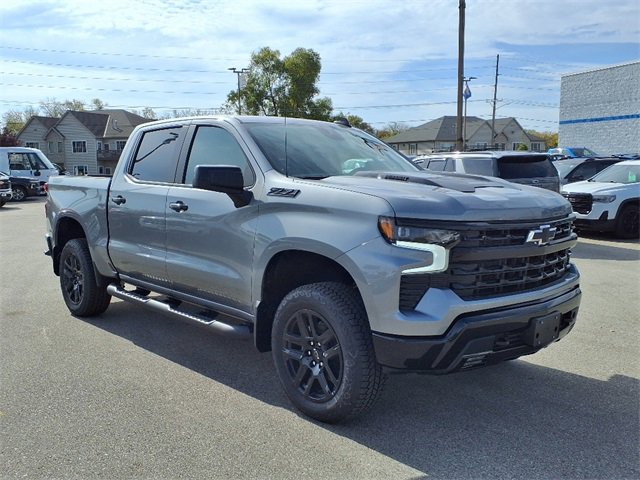 2026 Chevrolet Silverado 1500 LT Trail Boss photo 2