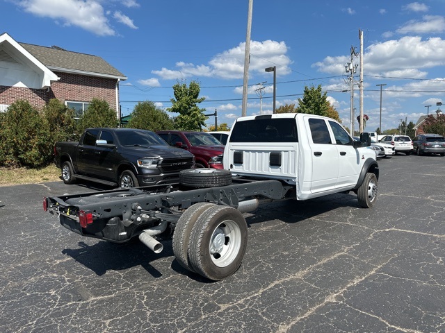 2025 Ram 5500 photo 6