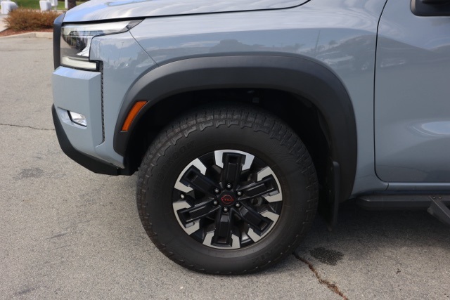 2023 Nissan Frontier PRO-4X photo 8