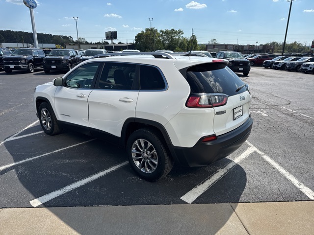 2019 Jeep Cherokee Latitude photo 3