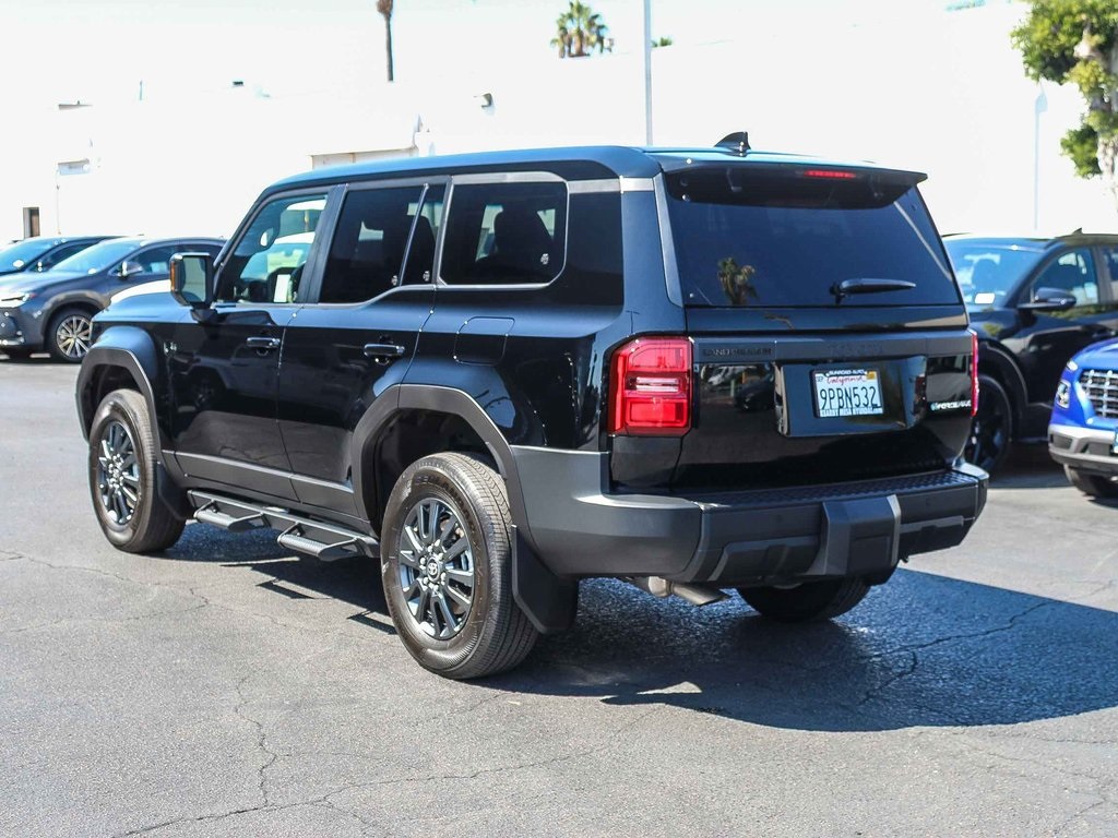 2024 Toyota Land Cruiser photo 7