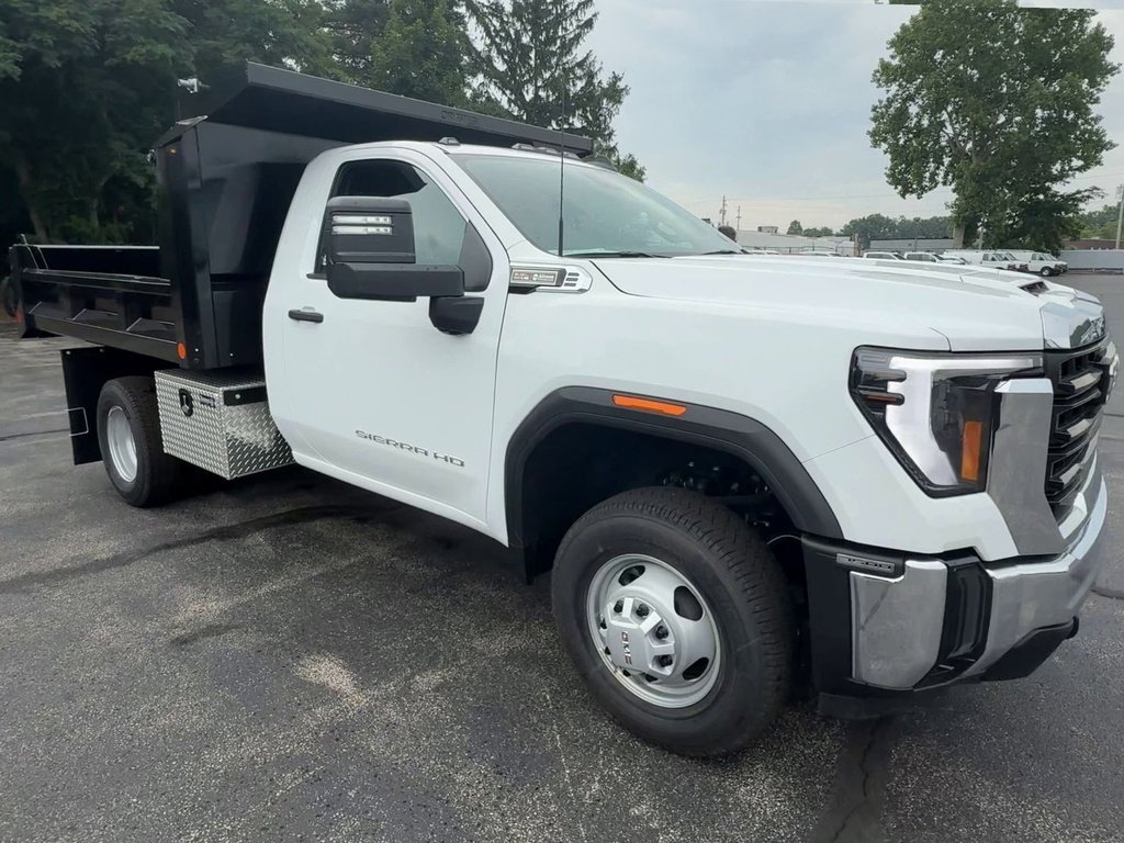 2025 Gmc Sierra 3500 HD photo 2