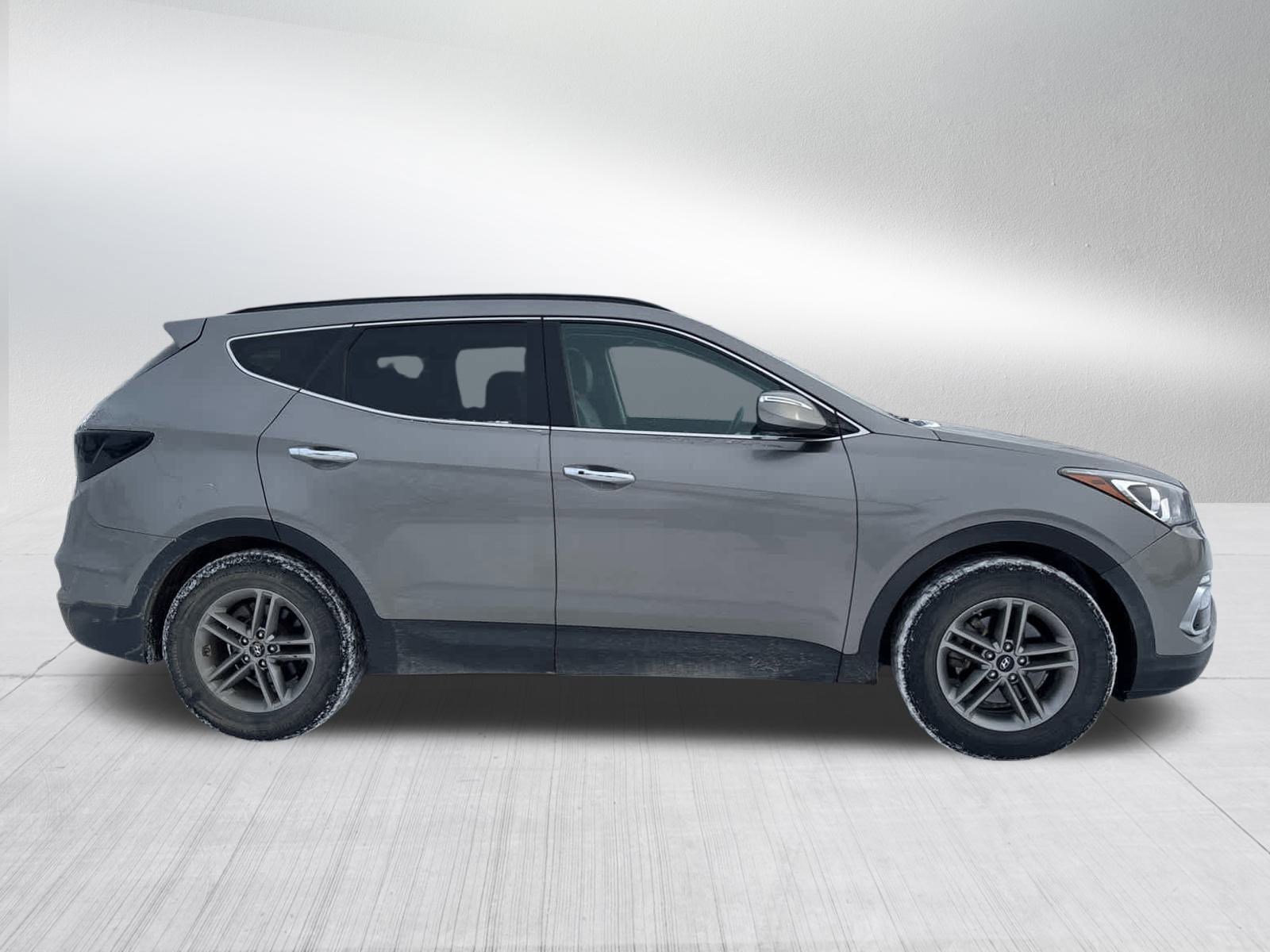 Used 2018 Hyundai Santa Fe Sport with VIN 5NMZU3LB5JH104270 for sale in Cambridge, MN