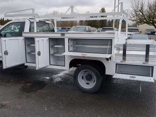 2024 Ford F-550 photo 26