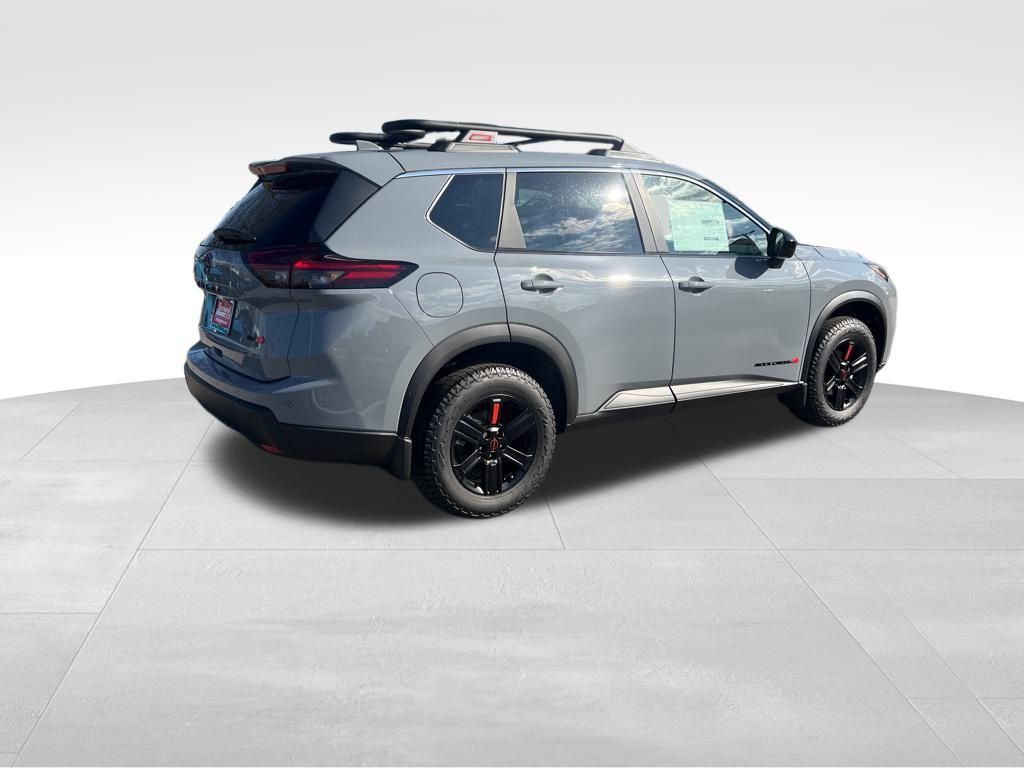 2025 Nissan Rogue SV photo 4