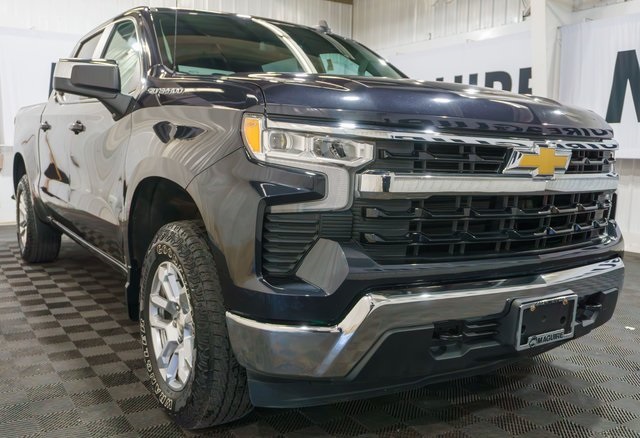 2022 Chevrolet Silverado 1500 LT photo 4