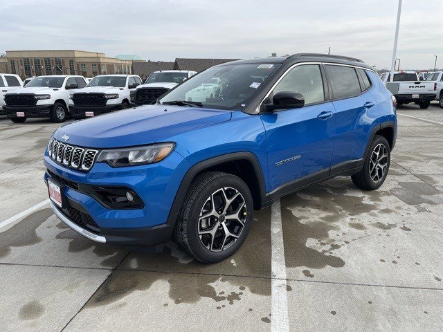2026 Jeep Compass Limited's photo