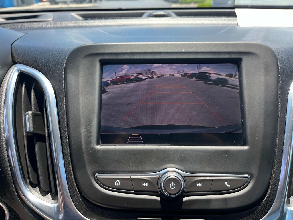 2023 Chevrolet Equinox LT photo 25
