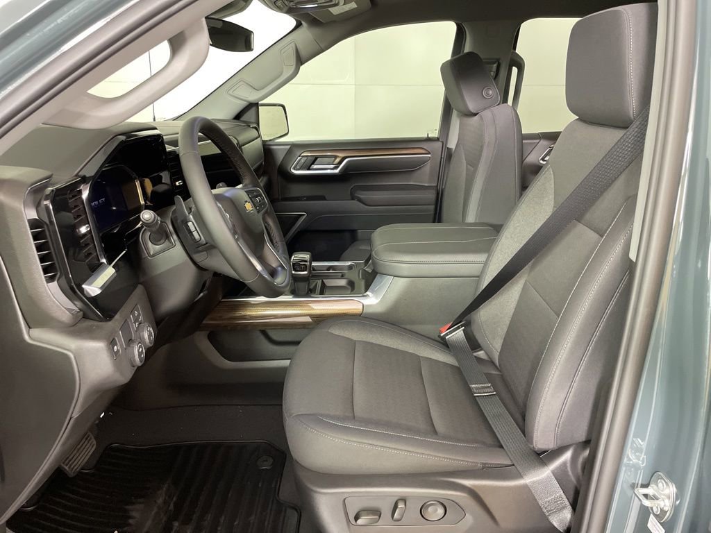 2026 Chevrolet Silverado 1500 photo 18